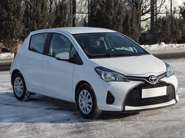 Biały Używany 2015 Toyota Yaris Hatchback | 35 999 zł (Dość drogi) - Obraz 1/4