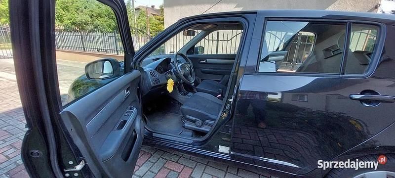 Używany Suzuki Swift 2007 Czarny Hatchback