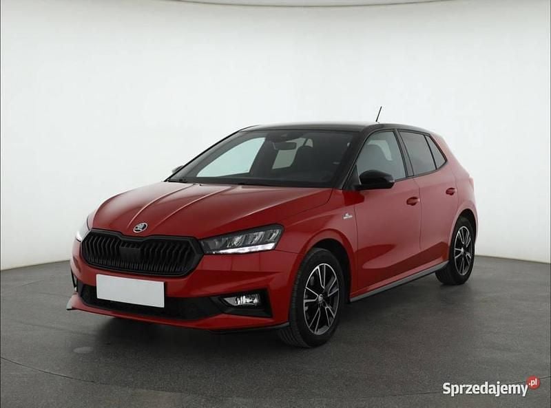 Używany Skoda Fabia 2025 Czerwony Hatchback