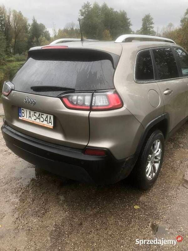 Używany Jeep Cherokee 180 KM (132 kW) 2019 SUV