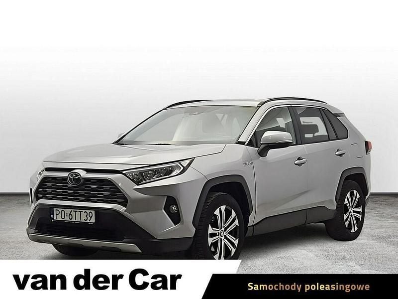 Używany Toyota RAV4 Comfort 2021 Srebrny SUV