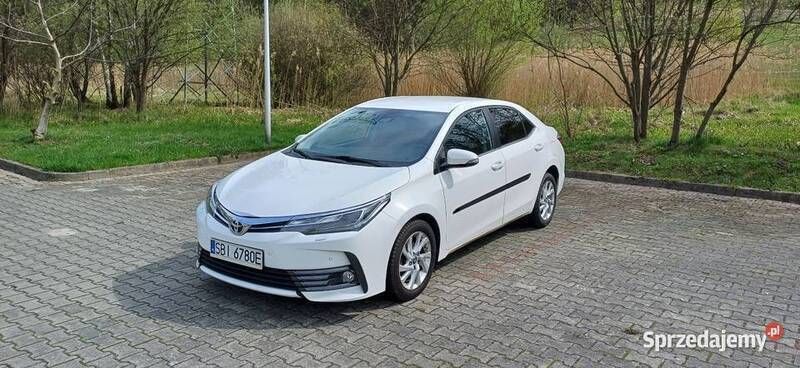 Biały Używany 2018 Toyota Corolla Sedan/Limuzyna | 52 900 zł (Uczciwa cena) - Obraz 1/4
