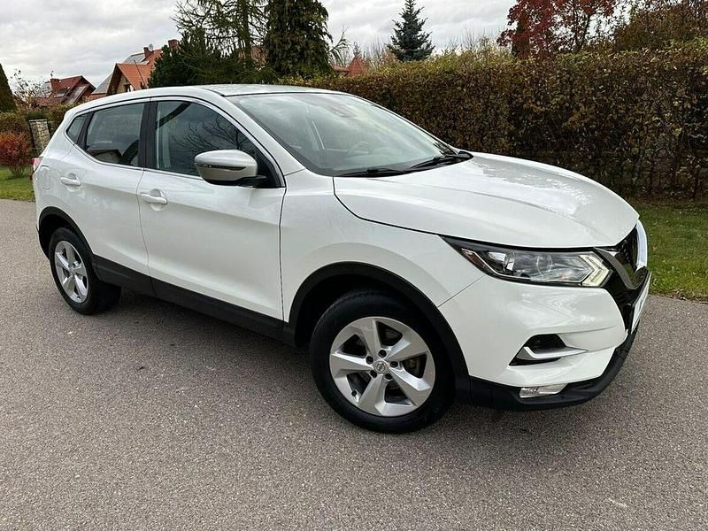 Używany Nissan Qashqai 115 KM (84 kW) 2018 Biały SUV