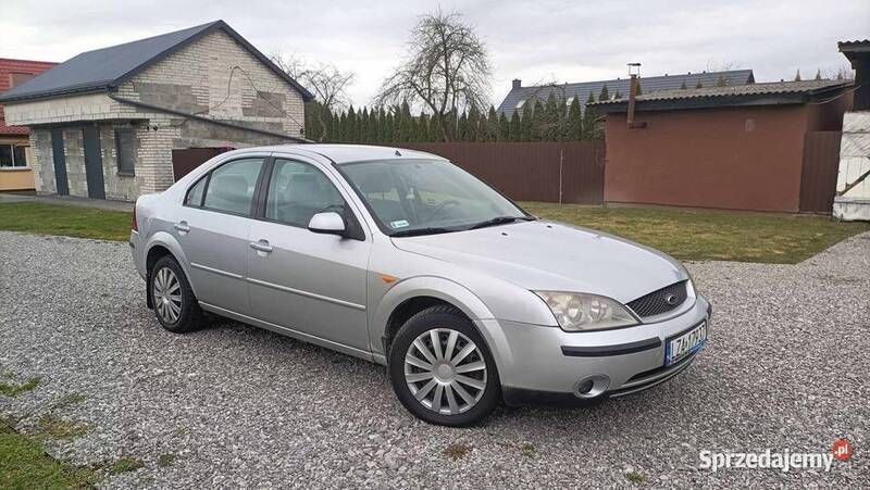 Używany Ford Mondeo 2001 Srebrny Sedan/Limuzyna