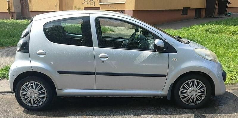 Srebrny Używany 2006 Citroën C1 Hatchback | 3600 zł - Obraz 1/3