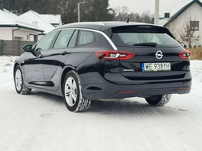 Używany Opel Insignia Innovation 2019 Czarny Kombi