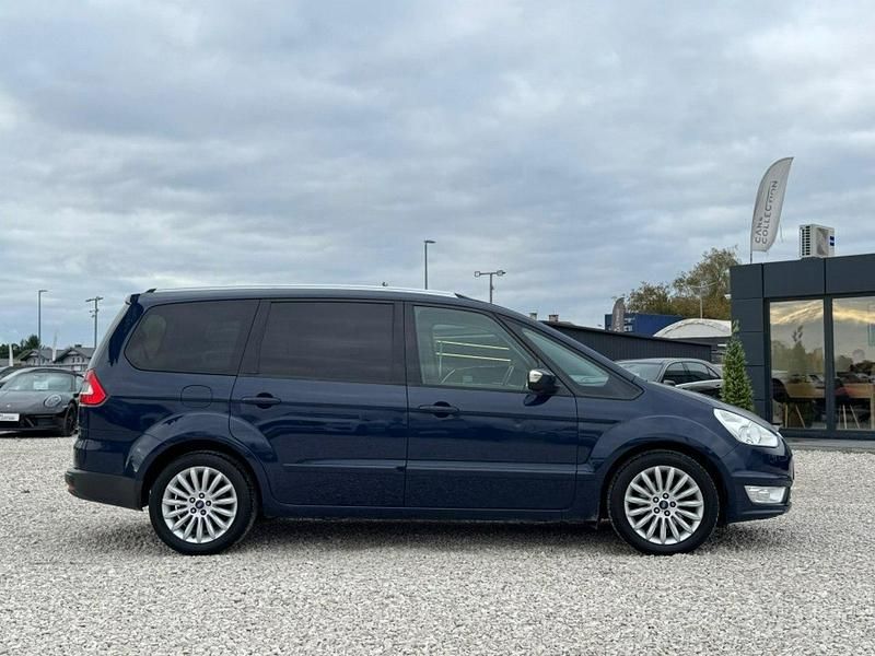 Używany Ford Galaxy 160 KM (117 kW) 2014 Niebieski (metalik) Minivan