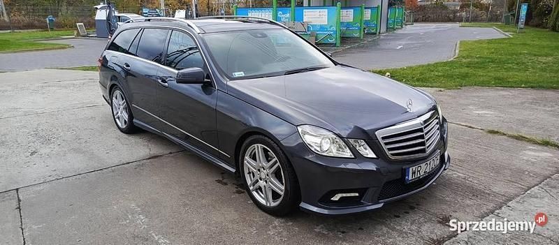 Używany Mercedes E220 AMG 2011