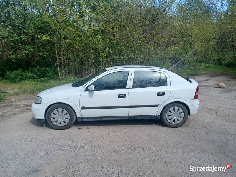 Biały Używany 2007 Opel Astra Hatchback | 2500 zł (Super Cena) - Obraz 1/4