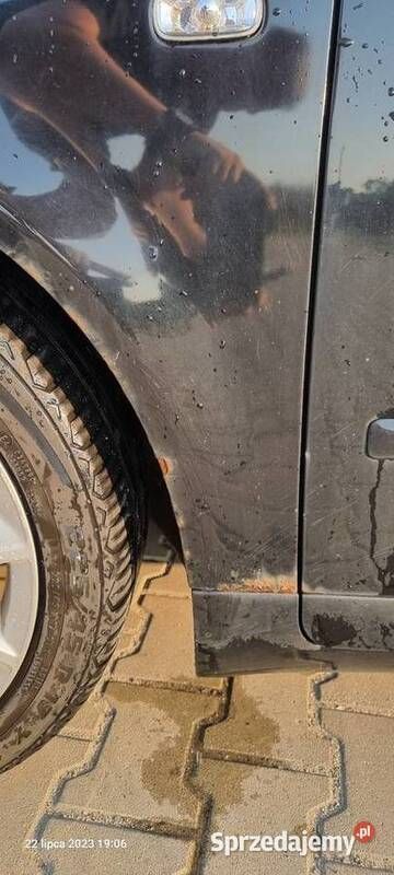 Czerwony Używany 2003 Audi A4 Kombi | 8000 zł (Uczciwa cena) - Obraz 1/4