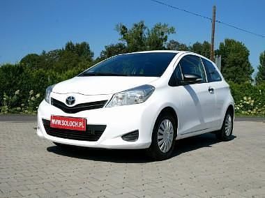 Biały Używany 2013 Toyota Yaris Hatchback | 19 000 zł (Dobra cena) - Obraz 1/4