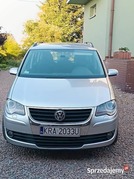 Używany VW Touran 2006 Srebrny Minivan