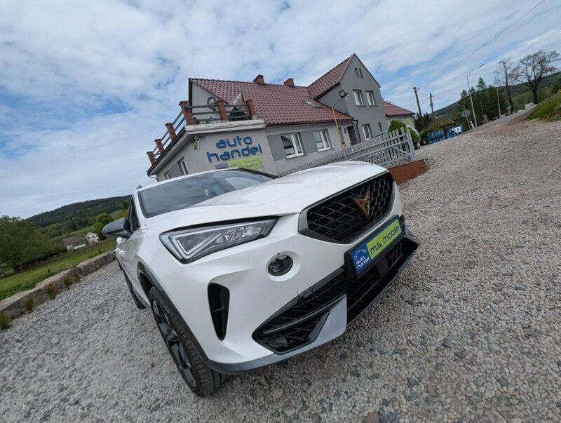 Biały Używany 2023 Cupra Formentor SUV | 116 900 zł (Dobra cena) - Obraz 1/4