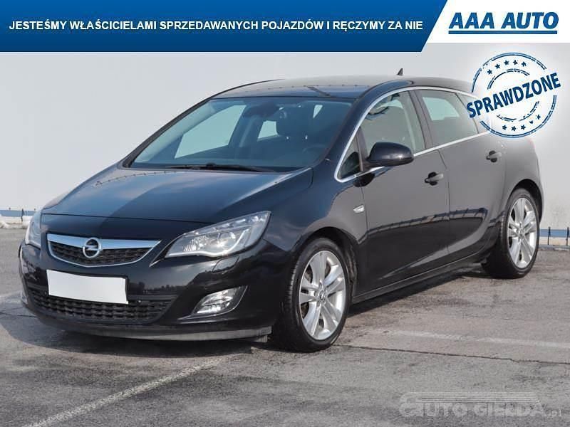 Używany Opel Astra 2010 Szary