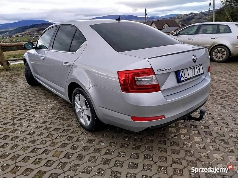 Używany Skoda Octavia 2014 Srebrny Hatchback