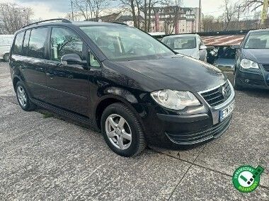 Czarny Używany 2007 VW Touran Minivan | 19 900 zł (Uczciwa cena) - Obraz 1/4