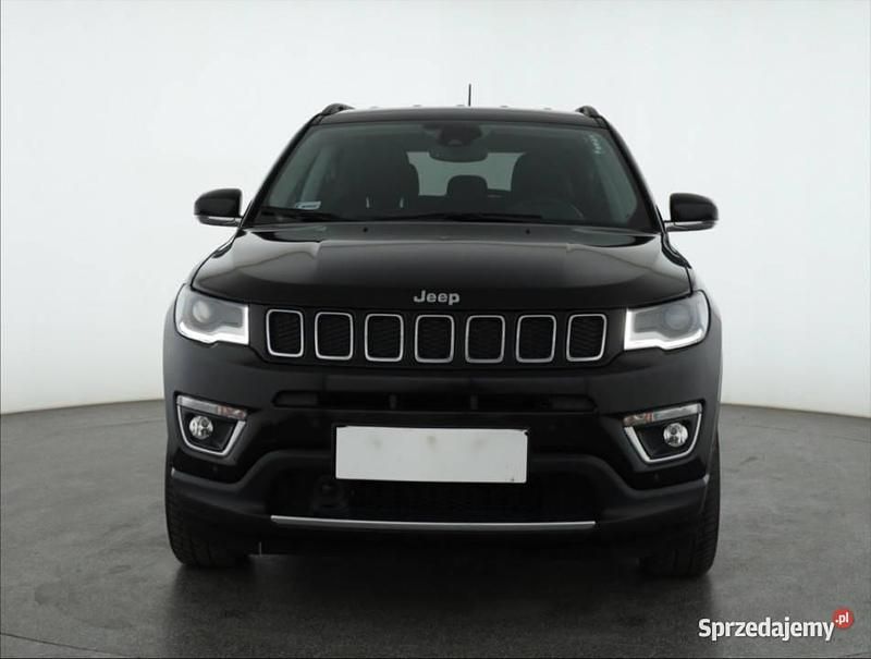Czarny Używany 2019 Jeep Compass SUV | 79 999 zł (Uczciwa cena) - Obraz 1/4