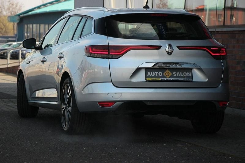 Używany Renault Mégane GrandTour 115 KM (84 kW) 2022 Srebrny Kombi