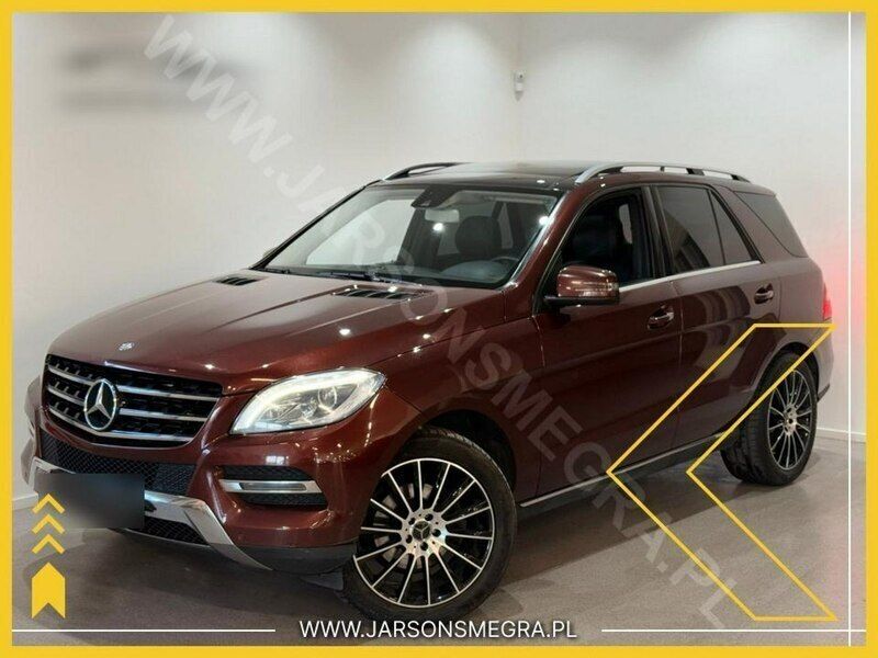 Czerwony Używany 2014 Mercedes ML320 SUV | 64 700 zł - Obraz 1/4