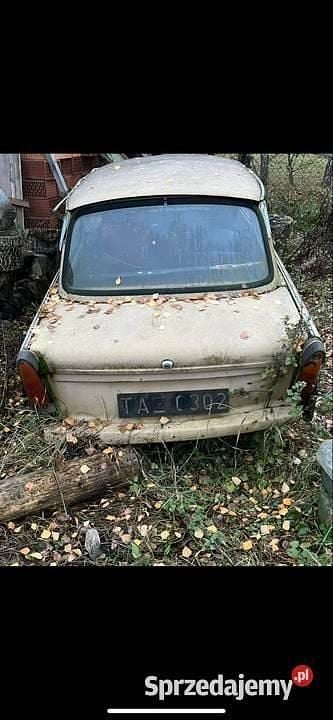 Żółty Używany 1989 Trabant 601 Sedan/Limuzyna | 1600 zł - Obraz 1/1