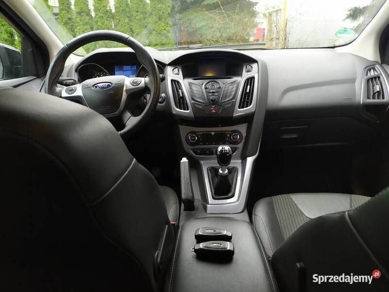 Używany Ford Focus 2014 Czarny Kombi