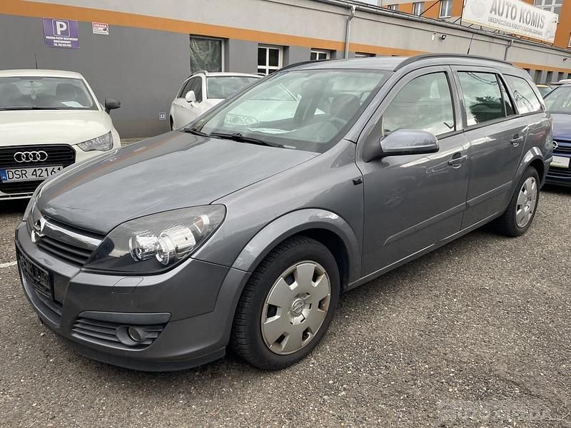 Używany Opel Astra 105 KM (77 kW) 2006 Grafitowy metalik Kombi