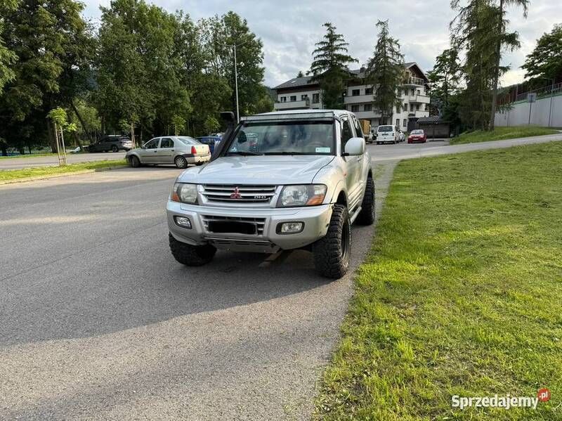 Używany 2000 Mitsubishi Pajero SUV | 29 000 zł (Uczciwa cena) - Obraz 1/4