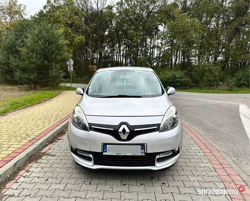 Srebrny Używany 2013 Renault Scénic III Minivan | 13 000 zł (Dobra cena) - Obraz 1/4