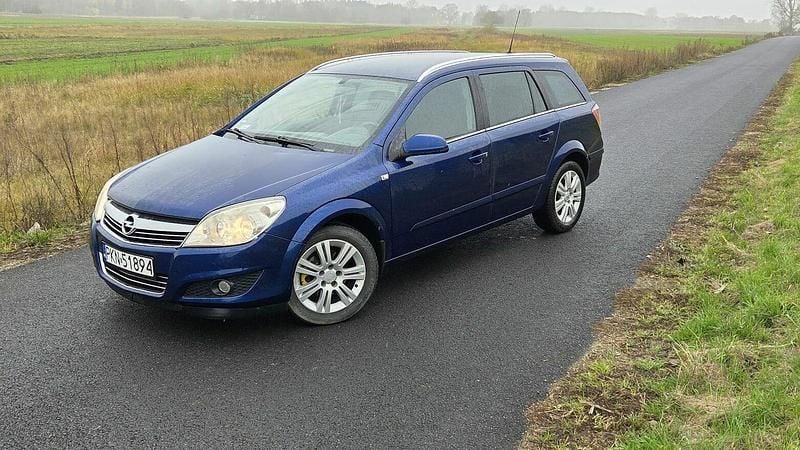 Używany Opel Astra 2008 Niebieski Kombi