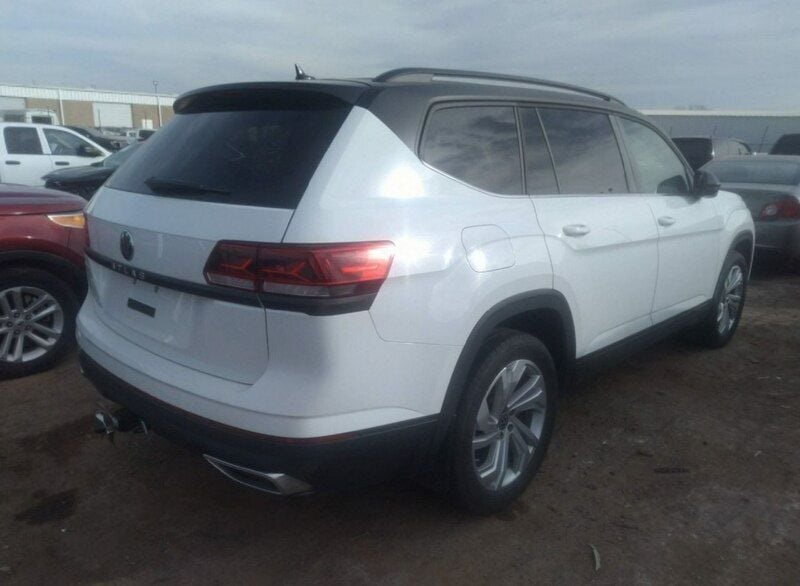 Używany VW Atlas 276 KM (202 kW) 2021 Biały SUV