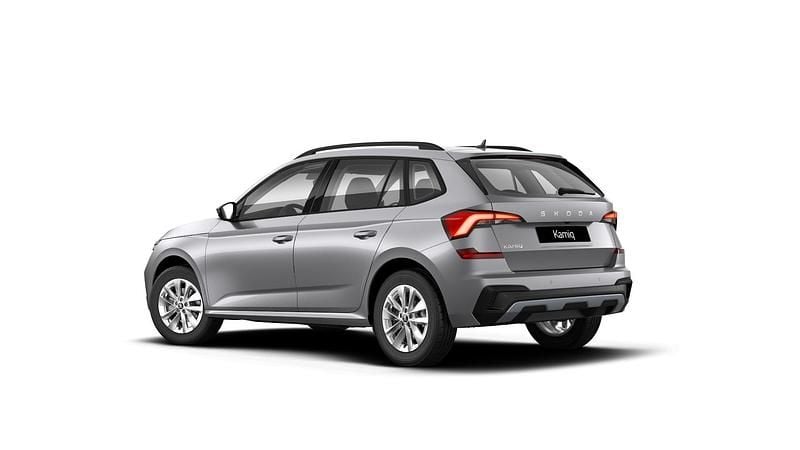 Srebrny brillant metalizowany Nowe 2025 Skoda Kamiq Selection SUV | 127 100 zł (Dobra cena) - Obraz 1/2