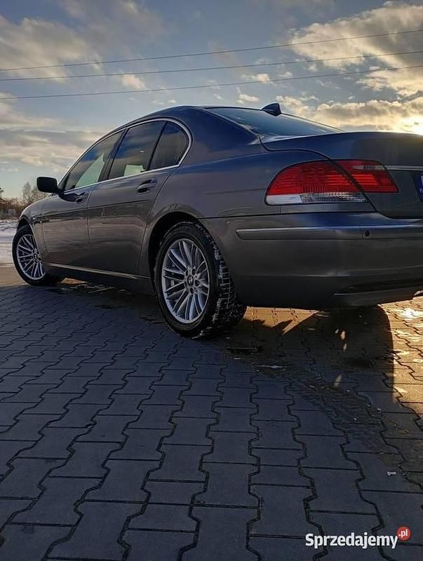 Beżowy Używany 2006 BMW 730 Sedan/Limuzyna | 30 000 zł - Obraz 1/4