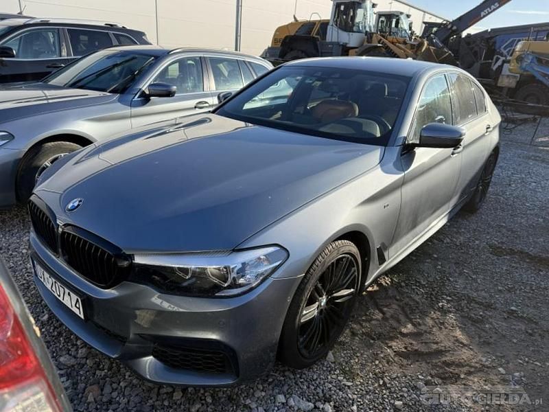 Używany BMW 520 Shadowline 190 KM (139 kW) 2020 Szary Sedan/Limuzyna