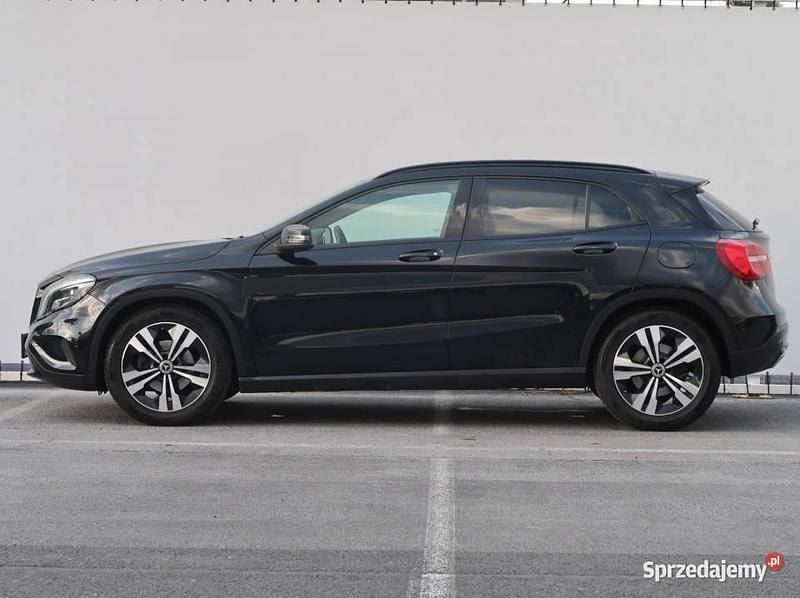 Używany Mercedes GLA220 170 KM (125 kW) 2014 Szary SUV