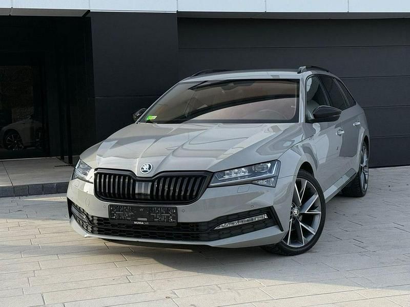 Szary Używany 2021 Skoda Superb Kombi | 97 398 zł (Dość drogi) - Obraz 1/4