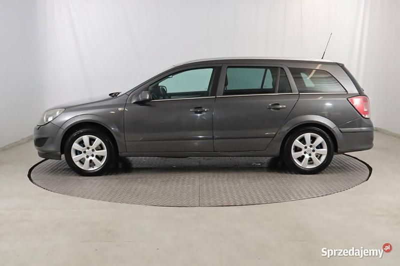 Używany Opel Astra 2009 Szary Kombi