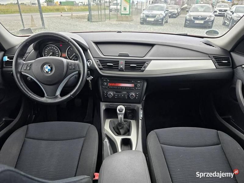 Używany BMW X1 143 KM (105 kW) 2012 Bordowy SUV