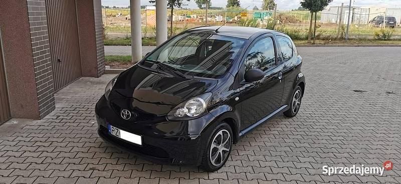 Czarny Używany 2007 Toyota Aygo Hatchback | 6900 zł (Uczciwa cena) - Obraz 1/4