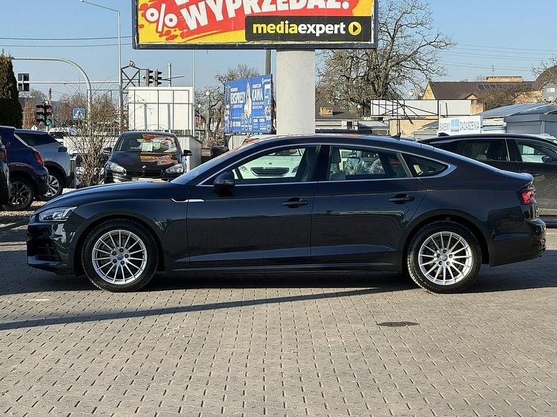 Używany Audi A5 Sportback Business 136 KM (100 kW) 2019 Szary Hatchback