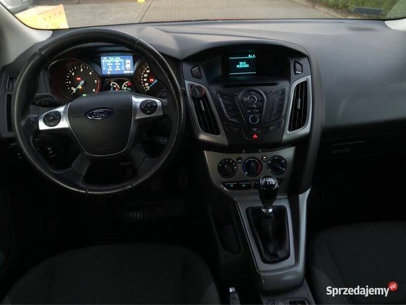 Czerwony Używany 2014 Ford Focus Kombi | 20 500 zł (Dobra cena) - Obraz 1/4