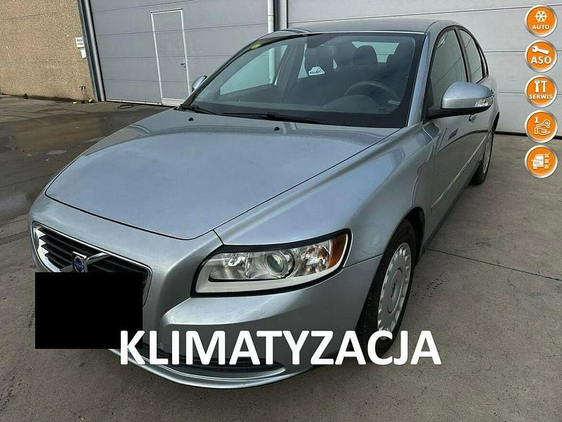 Srebrny Używany 2010 Volvo S40 Sedan/Limuzyna | 19 999 zł (Dość drogi) - Obraz 1/4