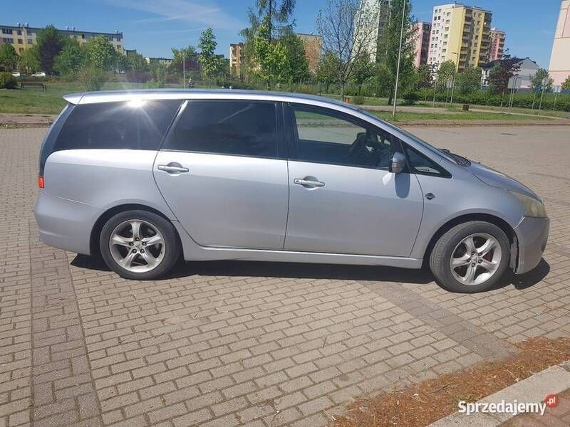 Używany Mitsubishi Grandis 2006 Szary Minivan