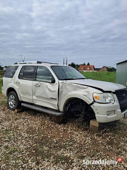 Używany Ford Explorer 2005 Beżowy SUV