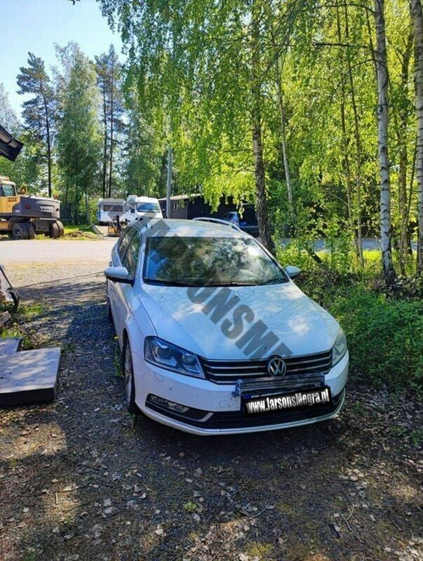 Biały Używany 2012 VW Passat Kombi | 24 000 zł (Super Cena) - Obraz 1/4