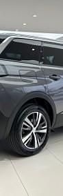 Używany Peugeot 5008 Allure 130 KM (95 kW) 2023 Szary SUV