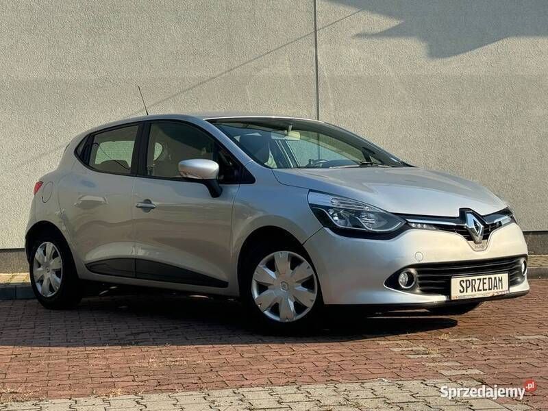 Srebrny Używany 2013 Renault Clio IV Hatchback | 24 900 zł (Uczciwa cena) - Obraz 1/4