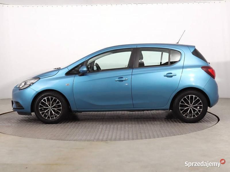 Używany Opel Corsa 2017 Niebieski Hatchback