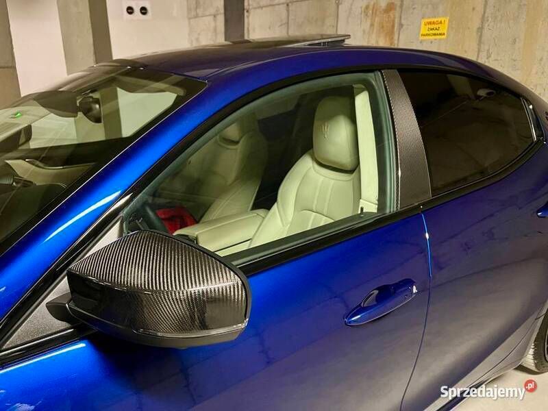 Niebieski Używany 2022 Maserati Ghibli Coupe | 279 000 zł - Obraz 1/4