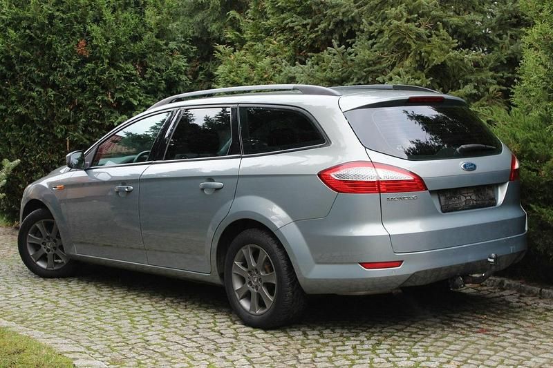 Używany Ford Mondeo 145 KM (106 kW) 2008 Szary Kombi