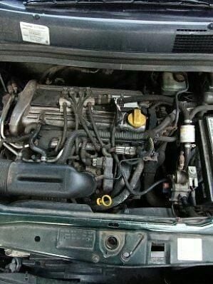 Zielony Używany 2002 Opel Zafira Minivan | 3000 zł - Obraz 1/4